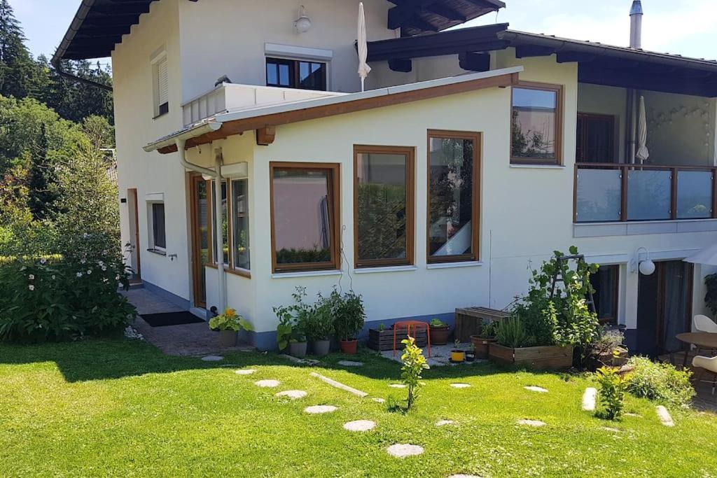 Wohnung Mit Balkon In Velden - Appartment Berge Bytilly Velden am Wörthersee Exterior foto